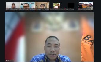 Analis Pengelolaan Keuangan APBN Ahli Muda Bawaslu RI, Bernadus Setya Aji saat menyampaikan hasil review