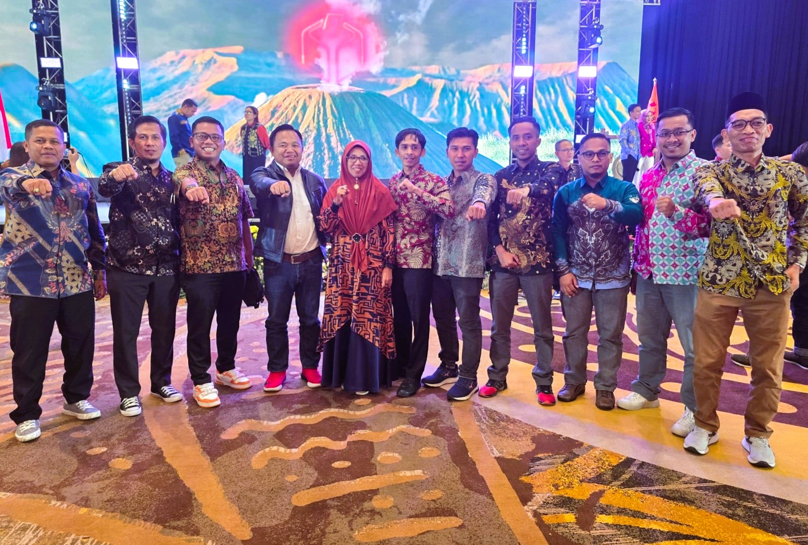Foto bersama perwakilan dari Sumatera Barat