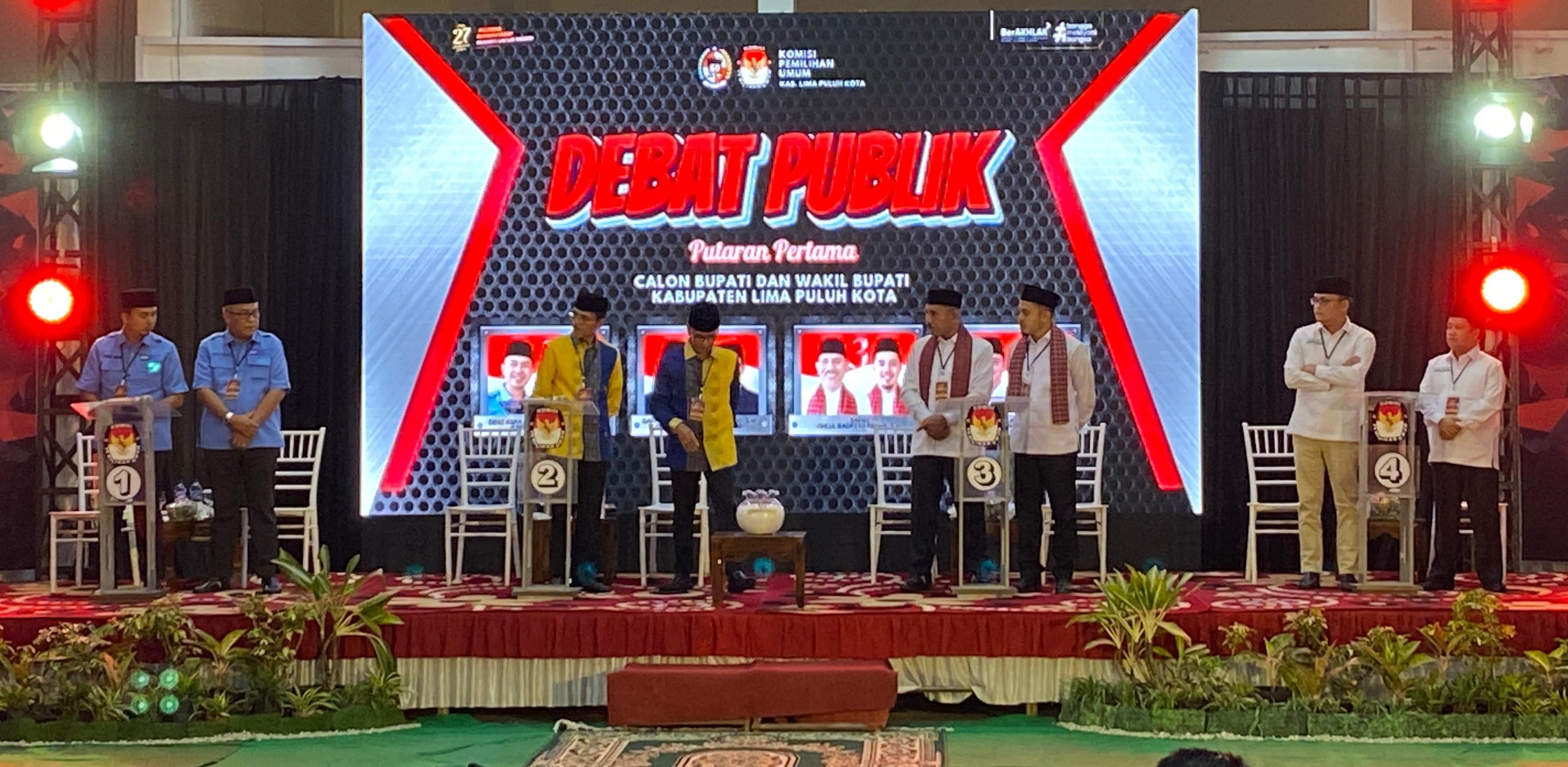 Debat Perdana Paslon Bupati dan Wakil Bupati Kabuypaten Lima Puluh Kota