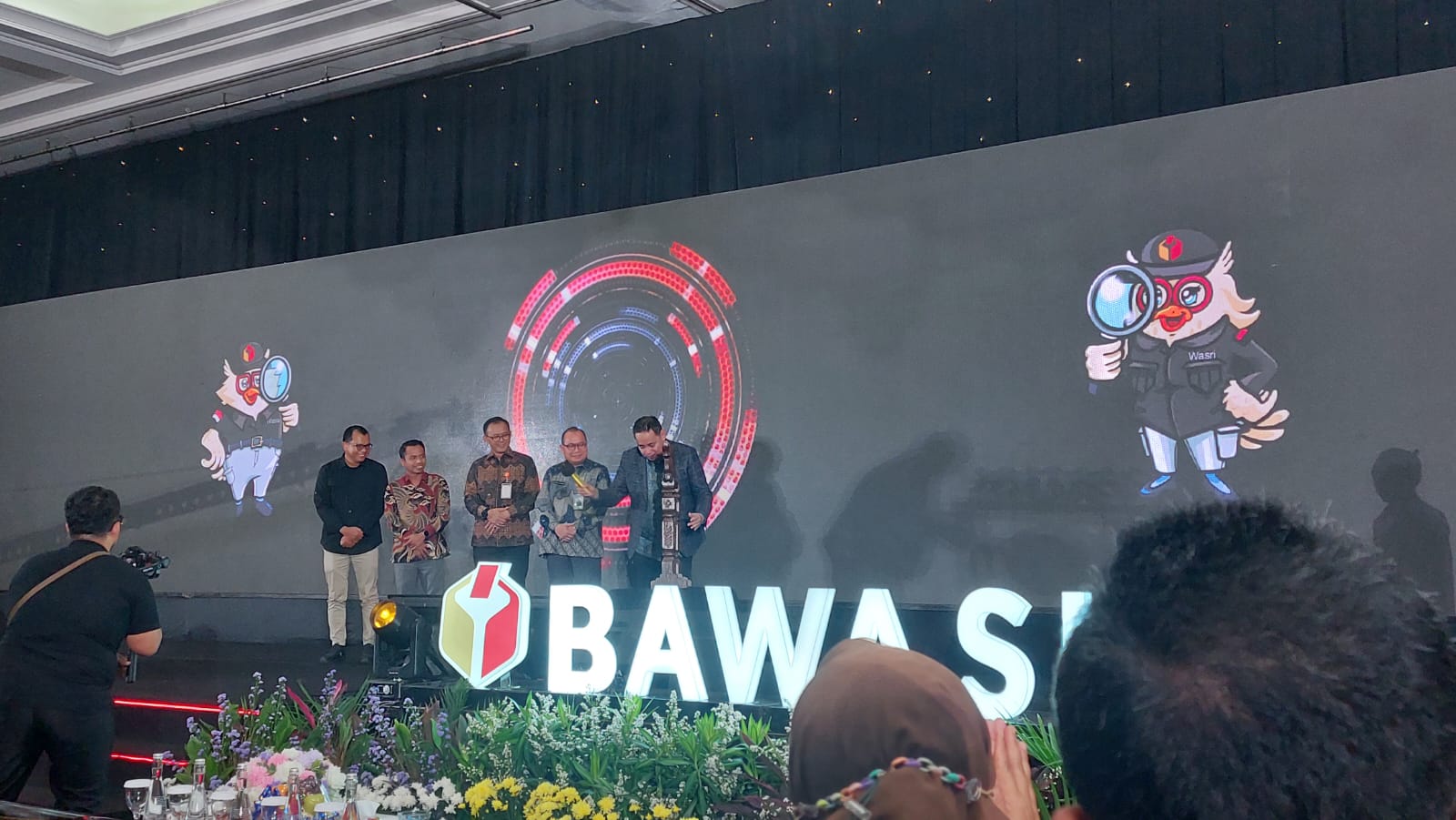 Koordiv SDMOD Bawaslu RI, Herwyn J Malonda saat memberikan sambutan