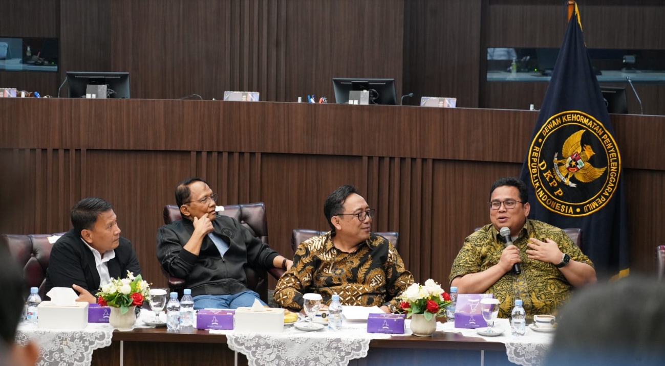 Ketua Bawaslu Rahmat Bagja dalam diskusi di Dewan Kehormatan Penyelenggara Pemilu (DKPP), Rabu, (13/8/2025).
