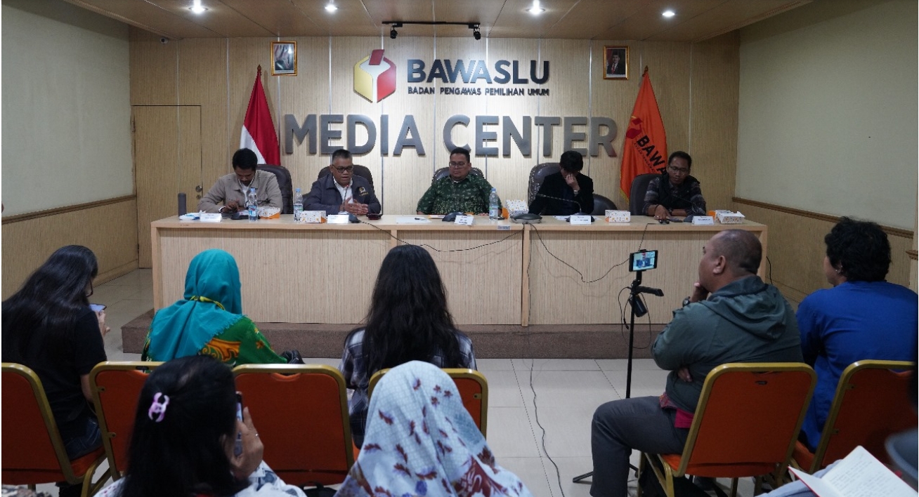 Forum Diskusi “Menakar Dampak Putusan MK terhadap Kontestasi 2029” di Media Center, Gedung Bawaslu RI, Rabu (9/7/2025).