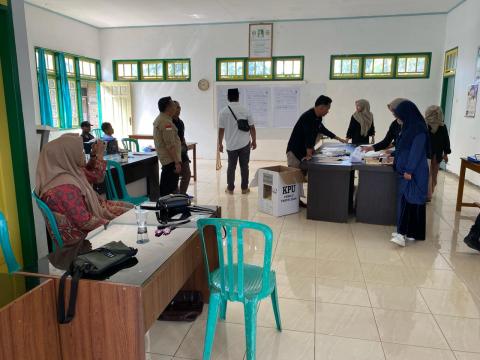 Suasana TPS 11 Kubang