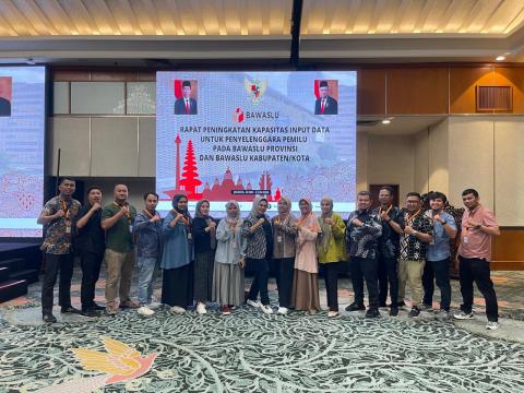 foto bersama perwakilan kab/ko se-sumatera barat