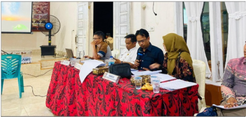 RRapat Pleno DPT yang dilaksanakan hingga malam hari