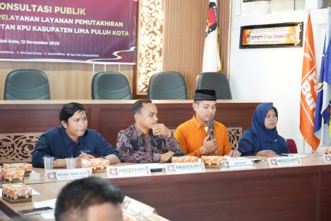 Ketua dan Anggota KPU Kabupaten Lima Puluh Kota