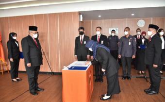 Kuatkan Struktur Bawaslu Daerah, Sekjen Bawaslu Lantik 39 Pejabat Administrator dan Pejabat Pengawas Daerah