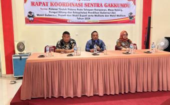 Anggota Bawaslu Lima Puluh Kota Ismet Aljaanata saat memberikan sambutan pada pembukaan kegiatan