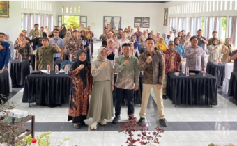 Foto bersama peserta kegiatan