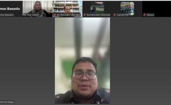 Tangkapan layar Ketua Bawaslu Rahmat Bagja dalam webinar yang diselenggarakan Asosiasi Program Studi Ilmu Politik Indonesia (Apsipol), Senin (11/8/2025).