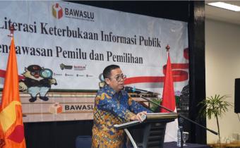 Anggota Bawaslu Puadi dalam Forum Literasi Keterbukaan Informasi Pengawasan Pemilu dan Pemilihan di Makasar, Rabu (13/8/2025).