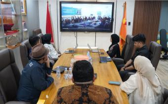 Ketua Bawaslu Rahmat Bagja saat menerima audiensi dari Institut Hijau Indonesia (IHI) di Gedung Bawaslu, Senin (22/7/2025).