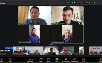 Pimpinan beserta jajaran Sekretariat Bawaslu Sumatera Barat saat memberikan arahan, penyambutan dan teknis pelaksanaan Ngabuburit Pengawasan tahun 2026.