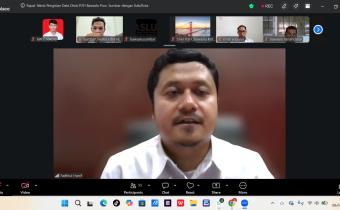 Kepala Bagian Pengawasan Bawaslu Provinsi Sumatera Barat, Fadlul Hanif saat menyampaikan arahan di kegiatan Rapat Kerja Teknis (Rakernis) Pengisian Data Divisi Pencegahan, Partisipasi Masyarakat, dan Hubungan Masyarakat (P2P) Triwulan I Tahun 2026 yang diselenggarakan secara daring, Kamis (8/4).